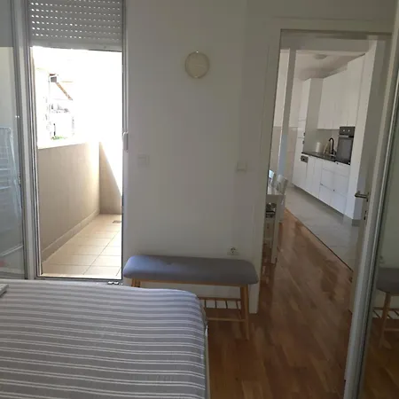 Herzegovka- Moderan U Centru Mostara