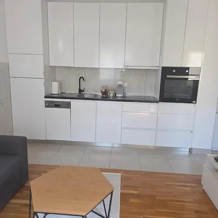 Herzegovka- Moderan U Centru Mostara Apartamento